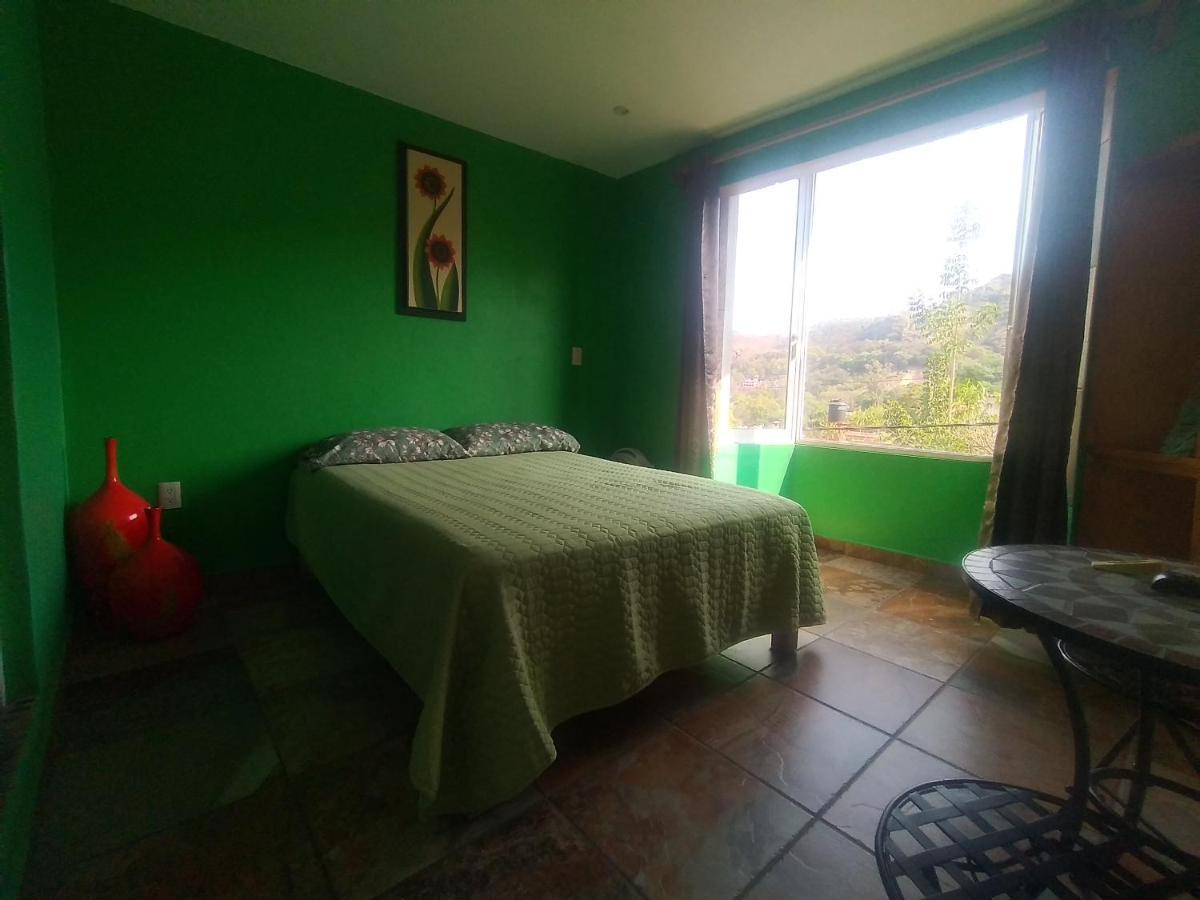 Hospedaje Casa Verde Tepoztlán Extérieur photo