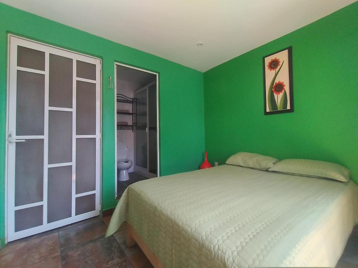 Hospedaje Casa Verde Tepoztlán Extérieur photo
